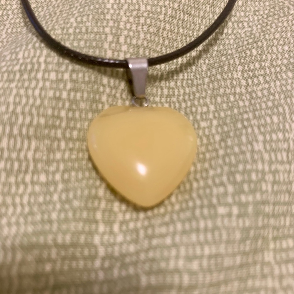 Elegant Cream Heart Pendant Necklace